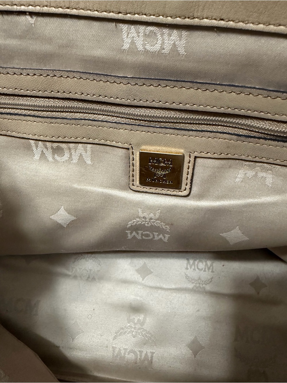 MCM Visetos Cream Monogram Large Tote Bag Gold Hardware - Picture 10 of 12